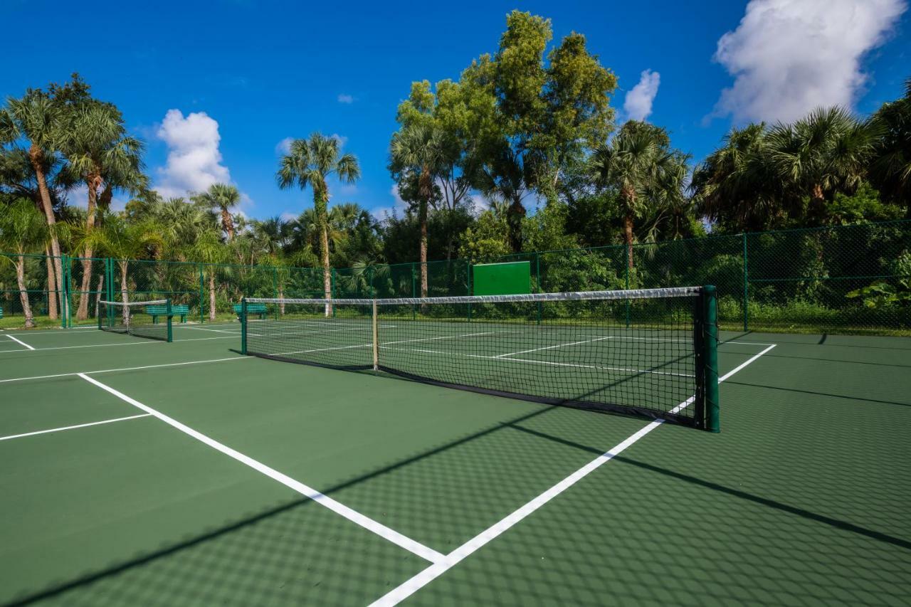 Naples Rv Resort Naples Manor Exterior foto