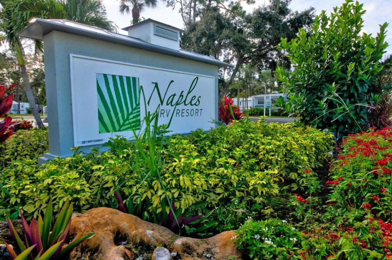 Naples Rv Resort Naples Manor Exterior foto